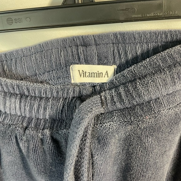 Vitamin A wide jogger - Picture 2 of 3